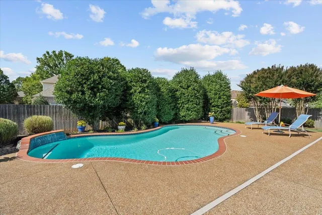$665,000 | 1533 East Indian Wells Drive, Collierville, TN 38017