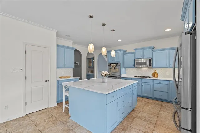 $665,000 | 1533 East Indian Wells Drive, Collierville, TN 38017