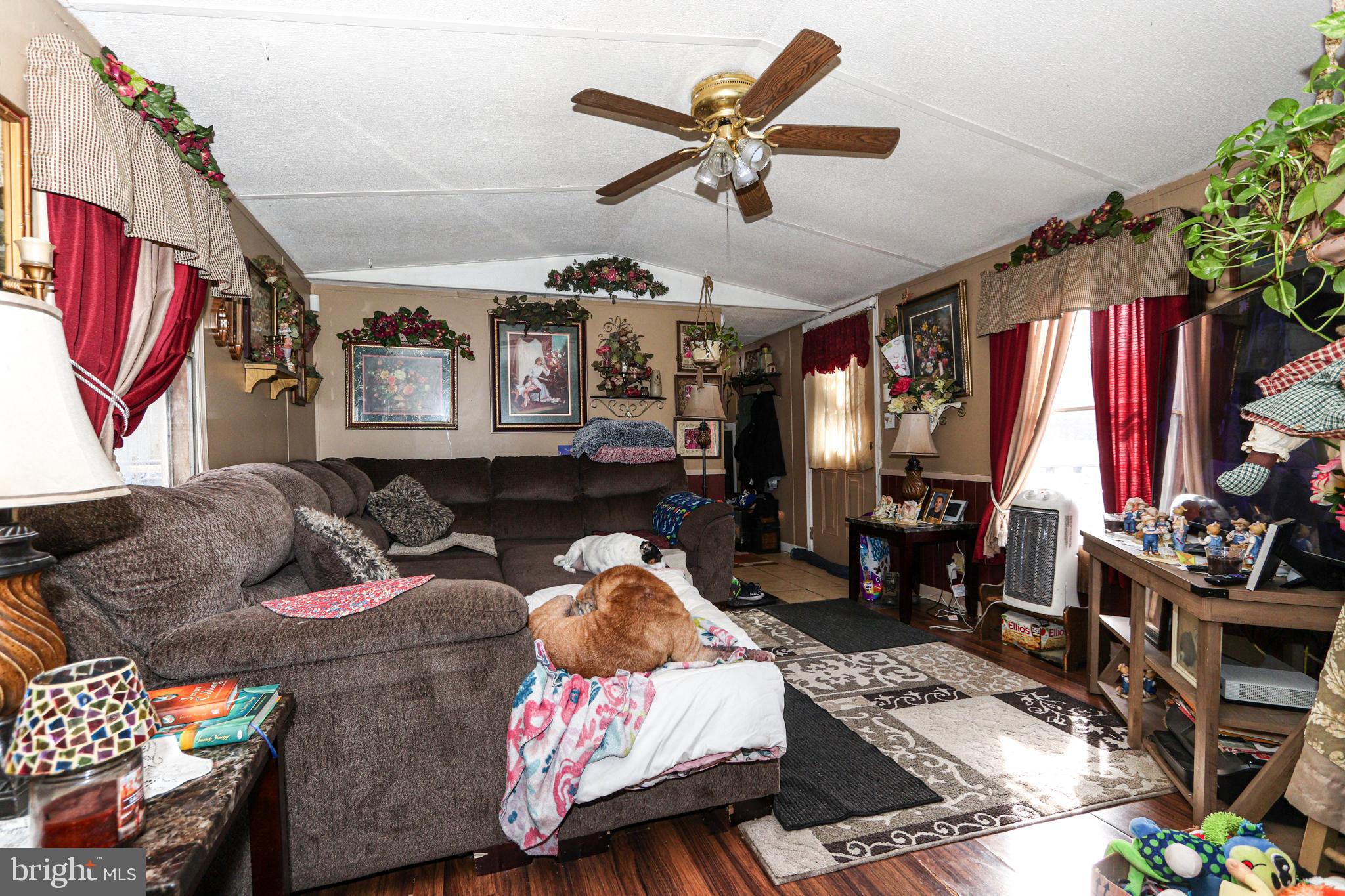 1581 Peach Ridge Road Elliottsburg, PA 17024 - Photo 10 of 18 Gallery Image 10