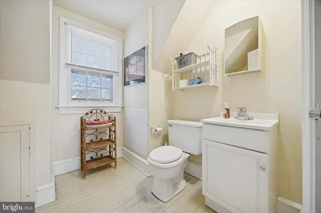 $749,900 | 1039 Wellington Road, Jenkintown, PA 19046