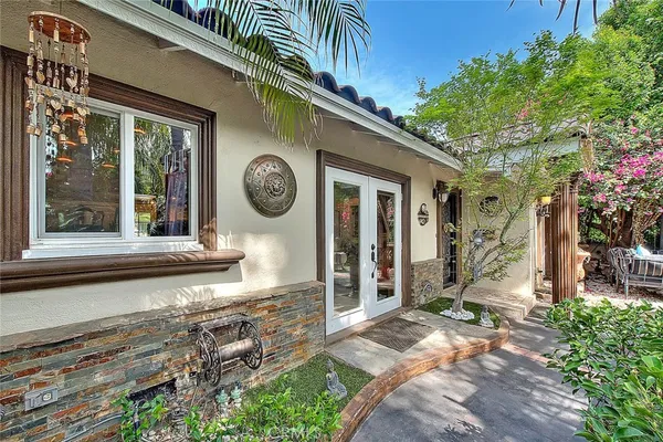 $1,299,000 | 17419 Cohasset Street, Lake Balboa, CA 91406