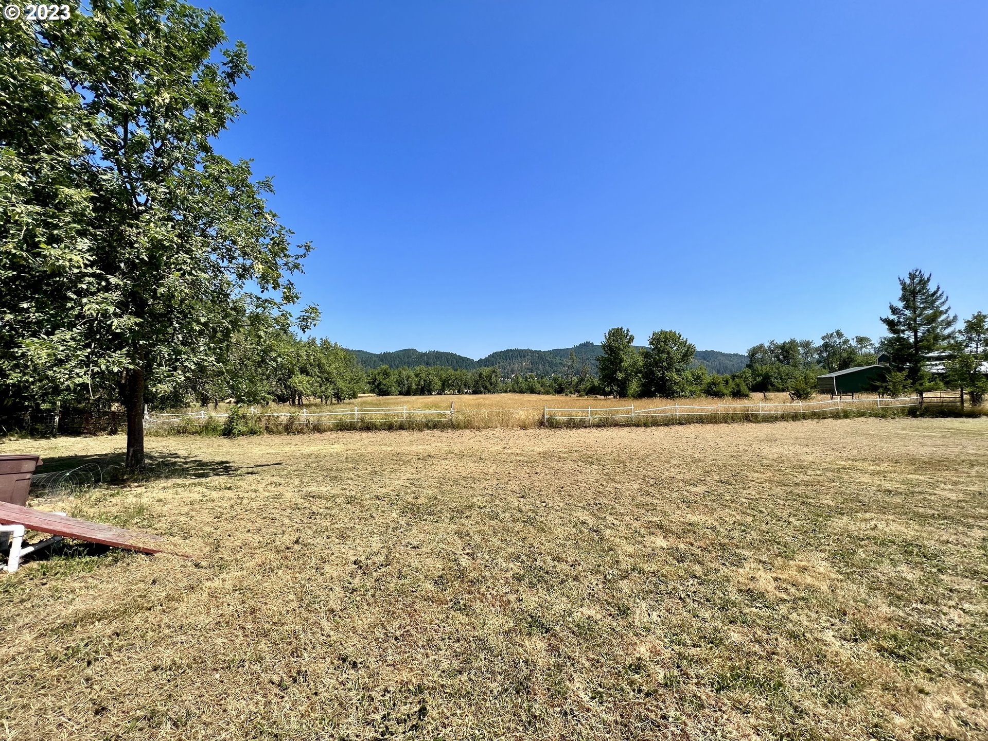 1581 Southside Road Sutherlin, OR 97479 - Photo 24 of 30 a view of lake with green space