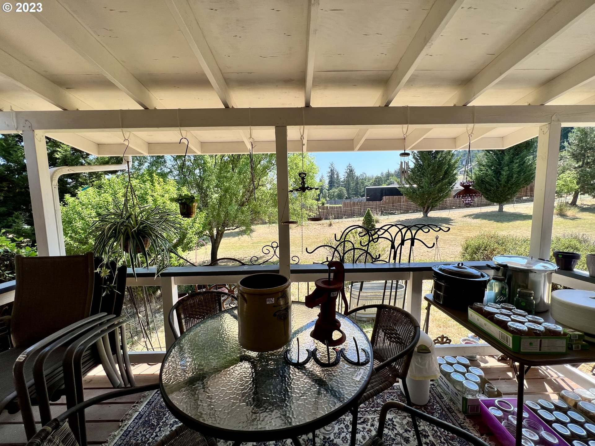 1581 Southside Road Sutherlin, OR 97479 - Photo 25 of 30 a living room with large windows