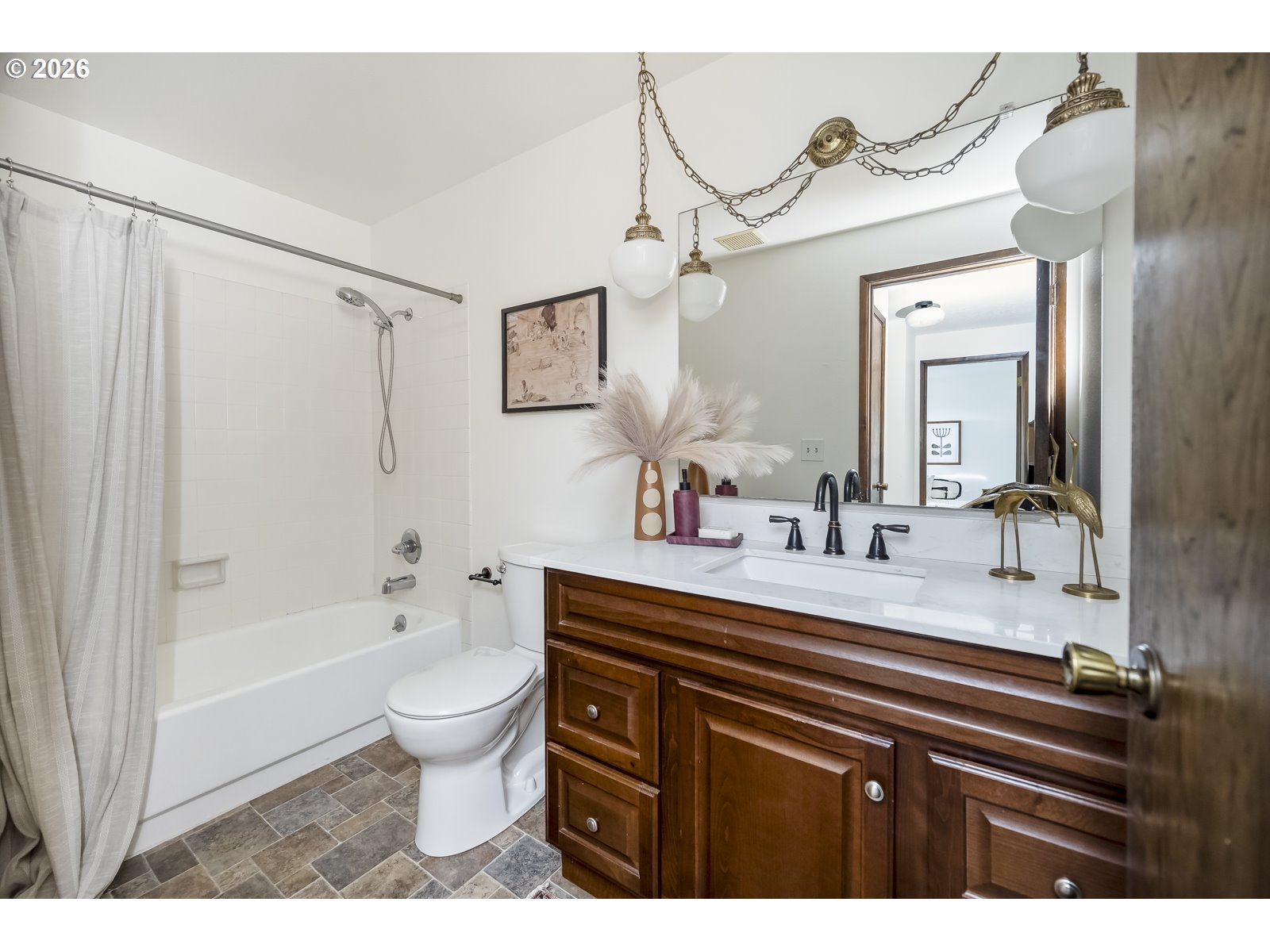 6703 Partridge Circle Gladstone, OR 97027 - Photo 16 of 29 Bathroom