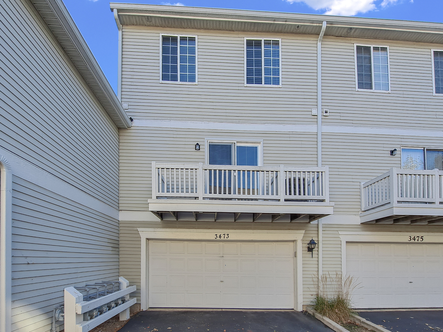 3473 Ravinia Circle Aurora, IL 60504 - Photo 17 of 17 a view of a house with a deck