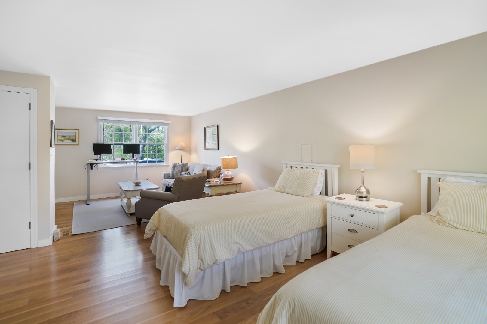 1 Thames Court Edgartown, MA 02539 - Photo 18 of 44