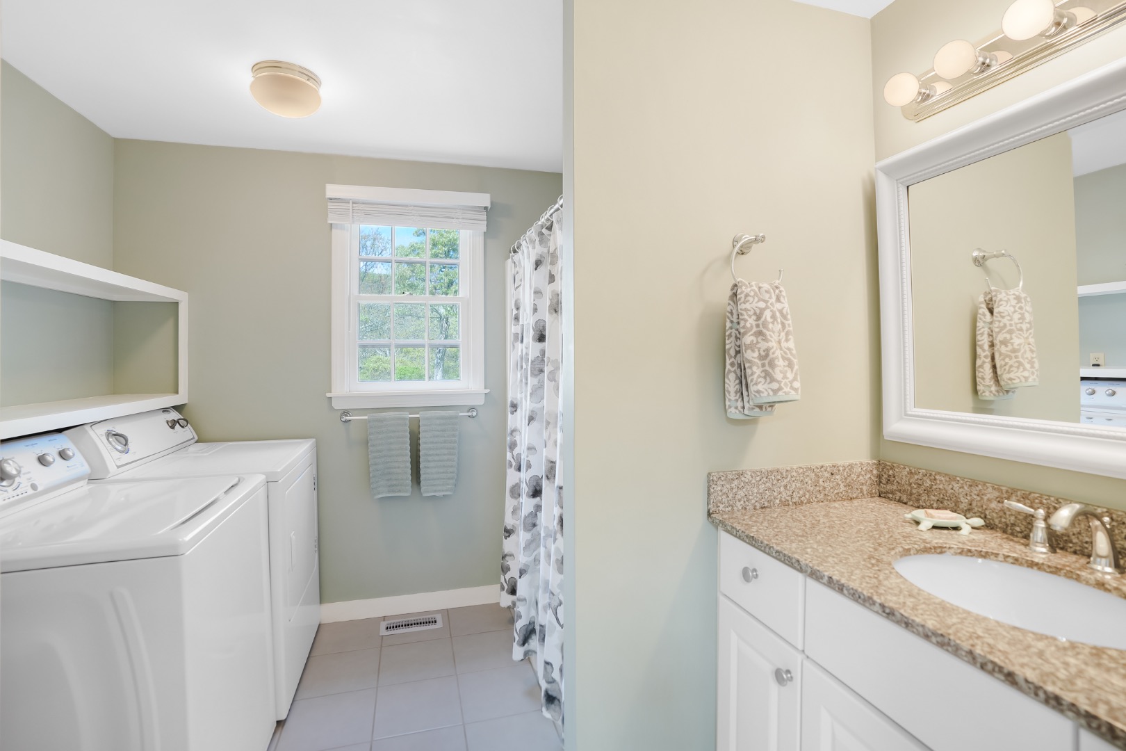 1 Thames Court Edgartown, MA 02539 - Photo 22 of 44