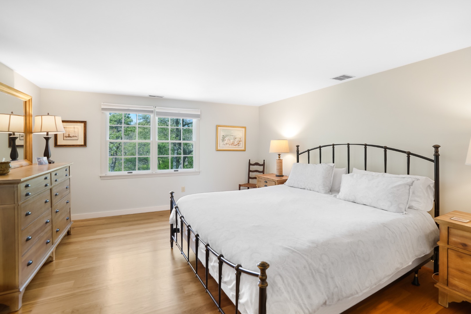 1 Thames Court Edgartown, MA 02539 - Photo 29 of 44