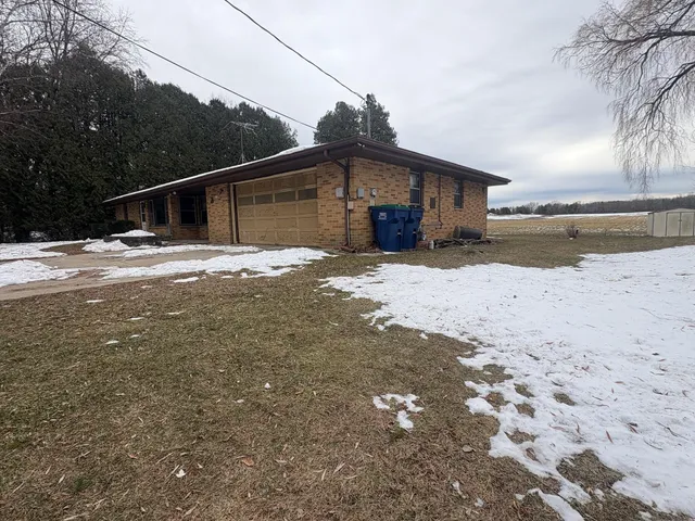 $249,900 | 2421 Wallace Lake Road, Trenton, WI 53090
