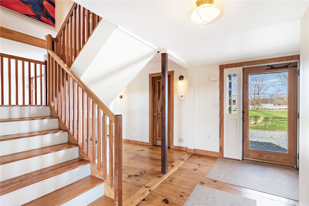 440 Long Highway Little Compton, RI 02837 - Photo 11 of 47