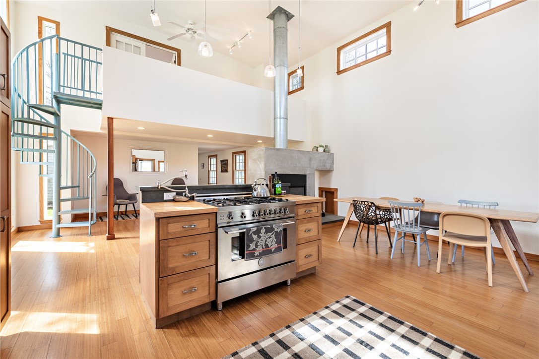 440 Long Highway Little Compton, RI 02837 - Photo 15 of 47