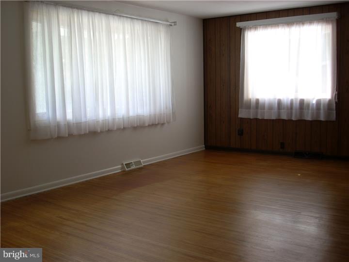 506 Winding Road Lansdale, PA 19446 - Photo 3 of 3 Gallery Image 3