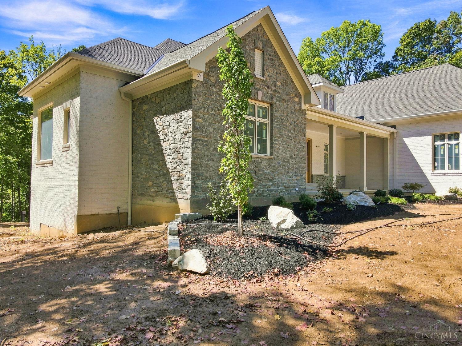 568 Locust Run Road Cincinnati, OH 45245 - Photo 7 of 61 Gallery Image 7