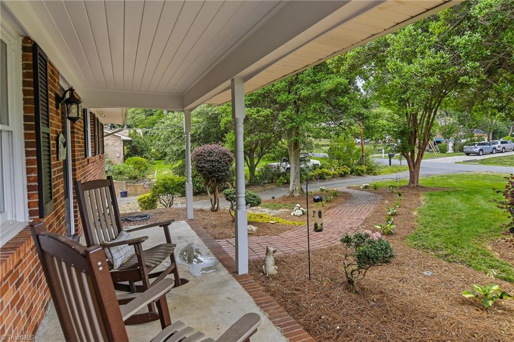 1440 Norwich Road Winston-Salem, NC 27127 - Photo 3 of 34