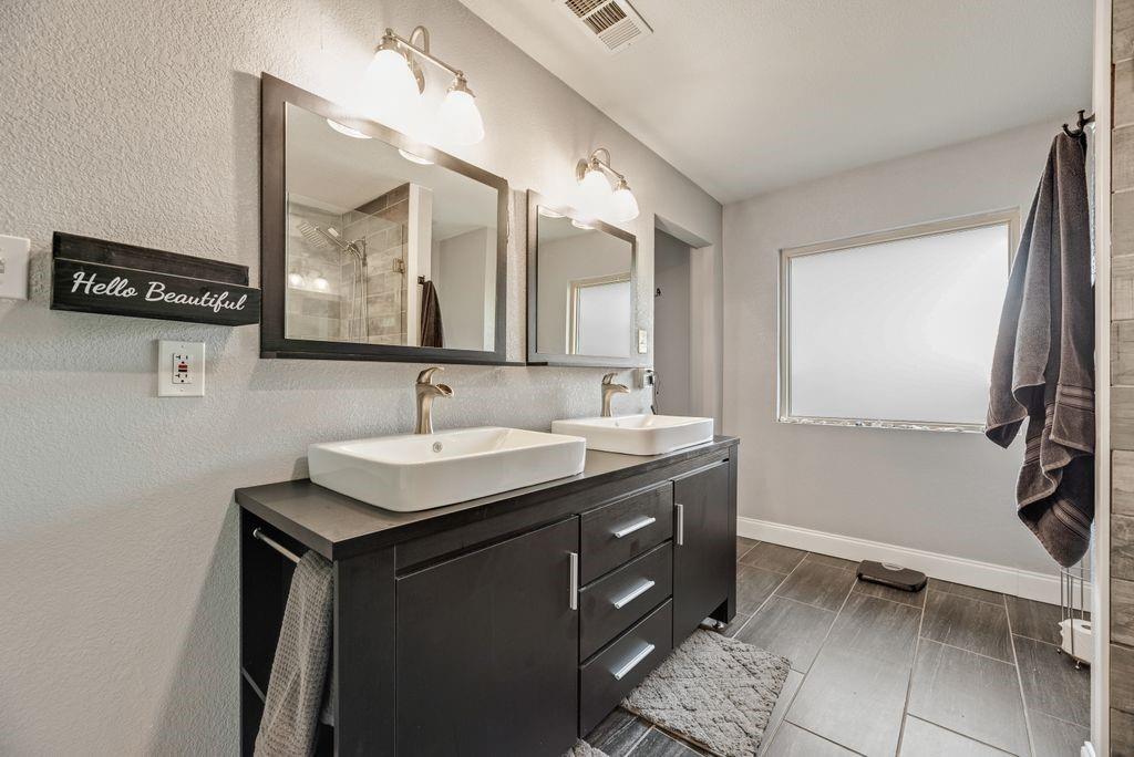 222 Prairie Creek Road Red Oak, TX 75154 - Photo 11 of 19