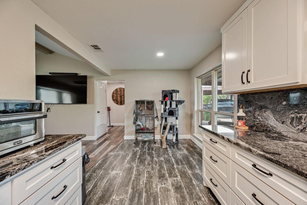 222 Prairie Creek Road Red Oak, TX 75154 - Photo 7 of 19