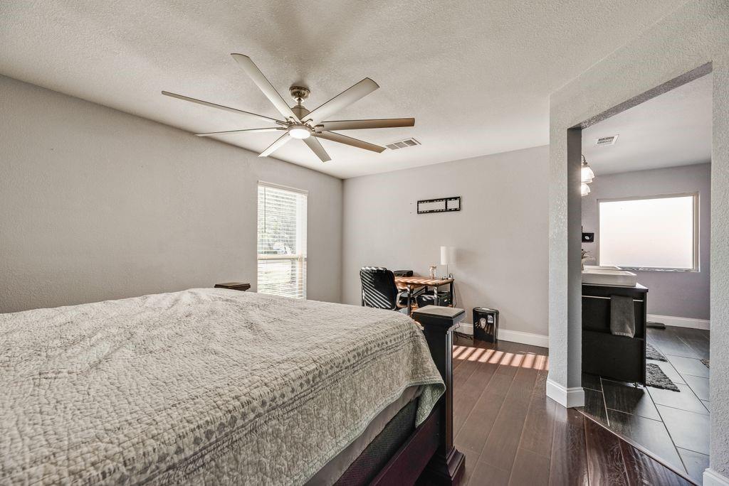 222 Prairie Creek Road Red Oak, TX 75154 - Photo 9 of 19