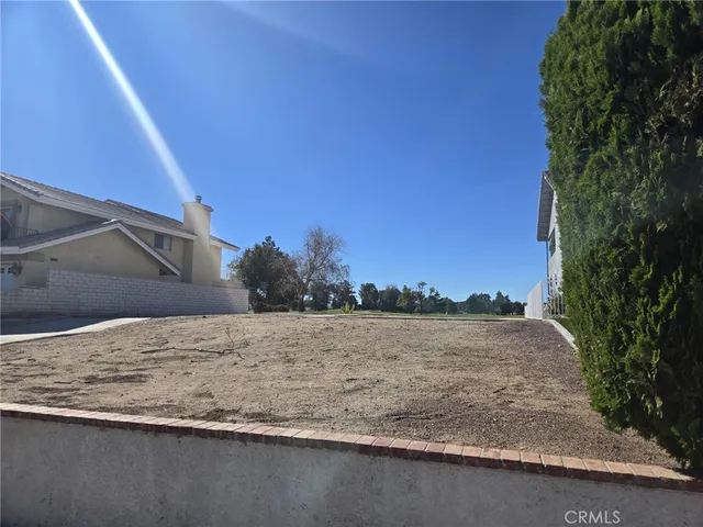 $138,000 | 13261 Country Club Drive, Victorville, CA 92395