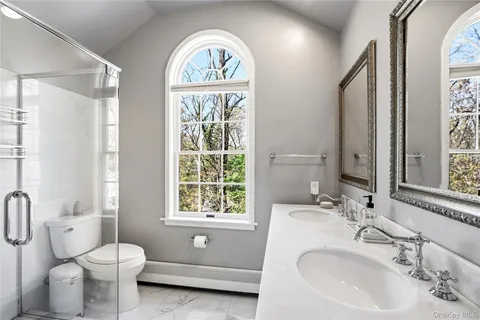 $950,000 | 8 Dogwood Road, Stony Brook, NY 11790