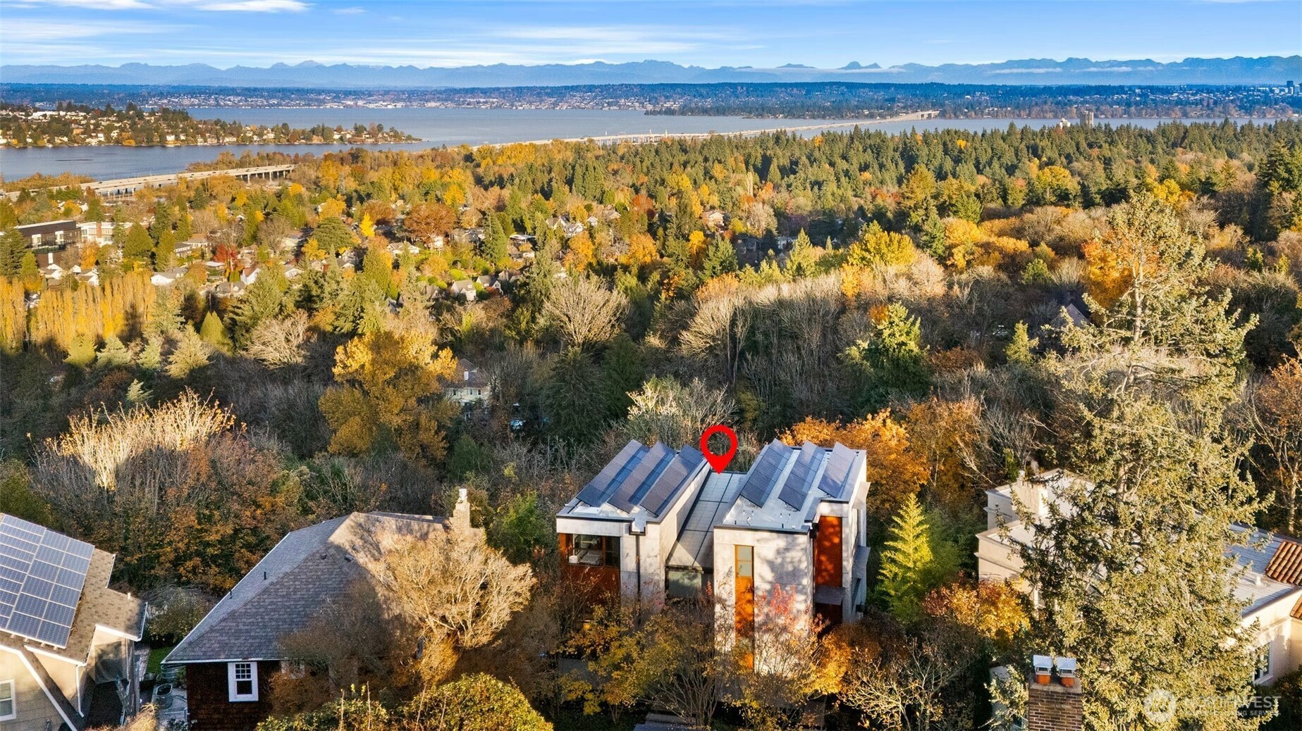 1527 East Howe Street Seattle, WA 98112 - Photo 37 of 40