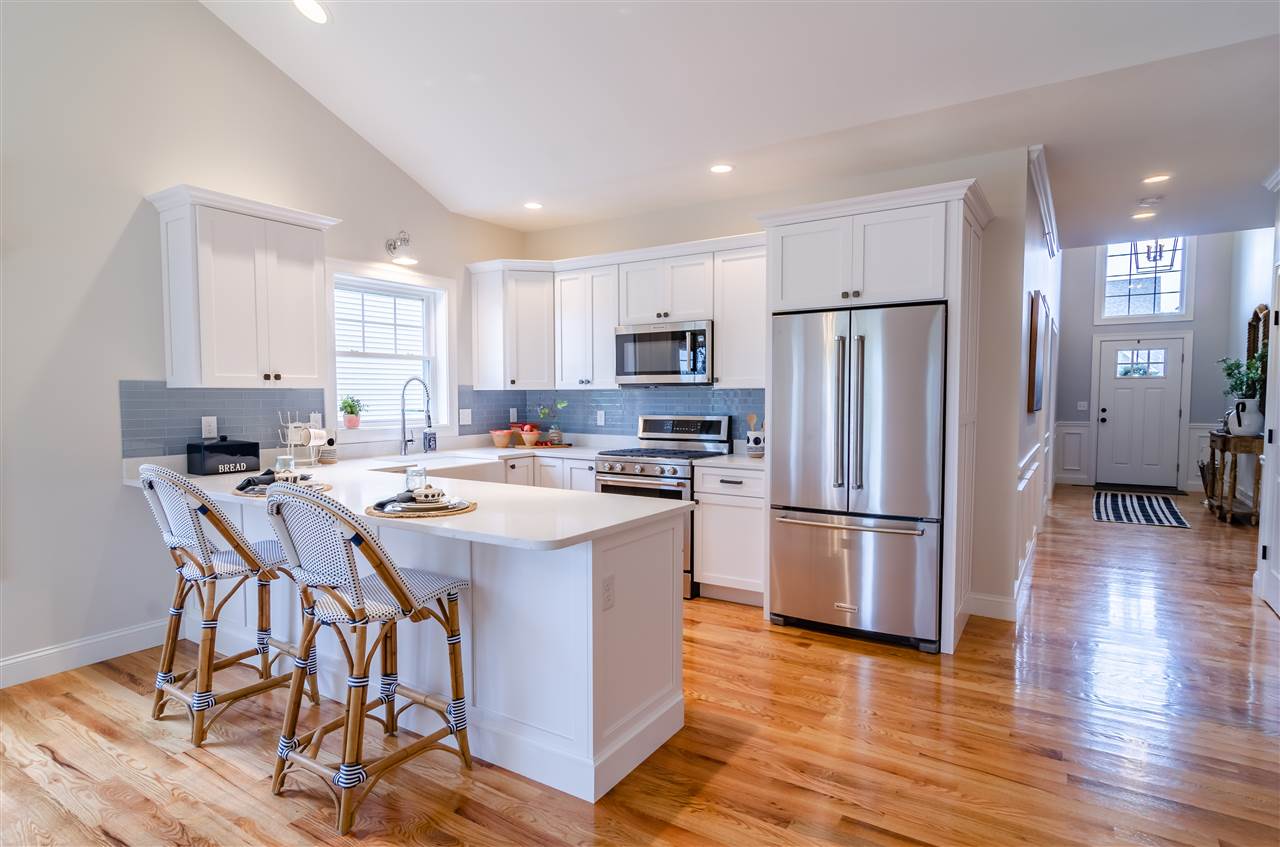 16 Catalpa Road Salem, NH 03079 - Photo 13 of 34