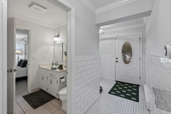 $1,600,000 | 14220 Hillside Road, Elm Grove, WI 53122