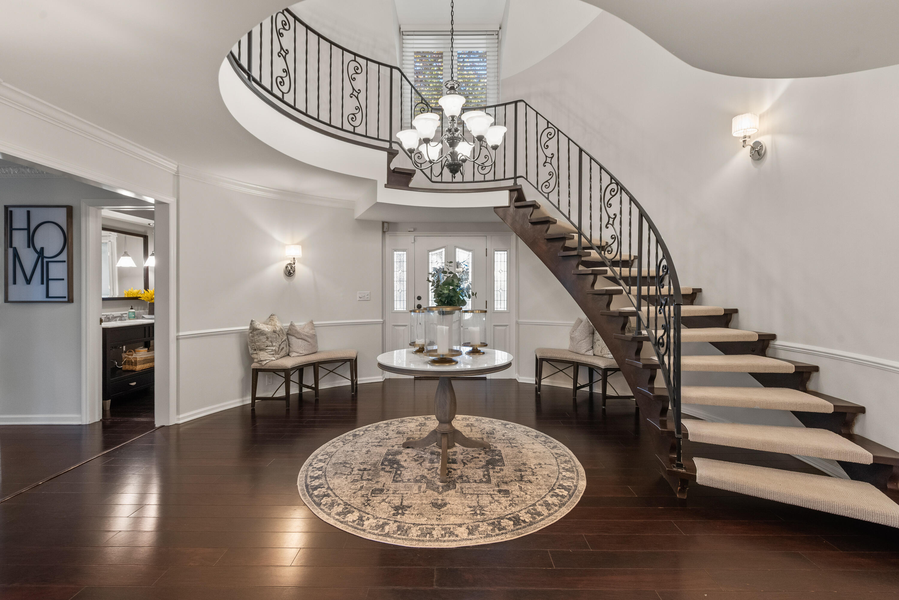 14220 Hillside Road Elm Grove, WI 53122 - Photo 4 of 56 Foyer