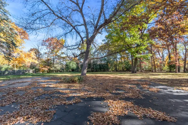 $1,600,000 | 14220 Hillside Road, Elm Grove, WI 53122