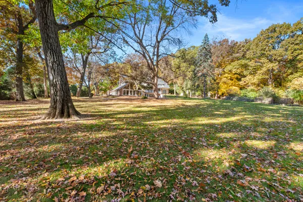 $1,600,000 | 14220 Hillside Road, Elm Grove, WI 53122