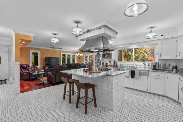 $1,600,000 | 14220 Hillside Road, Elm Grove, WI 53122