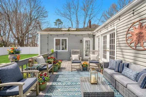 $699,999 | 990 Thomas Avenue, Baldwin, NY 11510