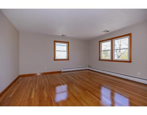 12 Plant Road Waltham, MA 02451 - Photo 8 of 17
