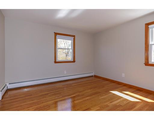 12 Plant Road Waltham, MA 02451 - Photo 10 of 17