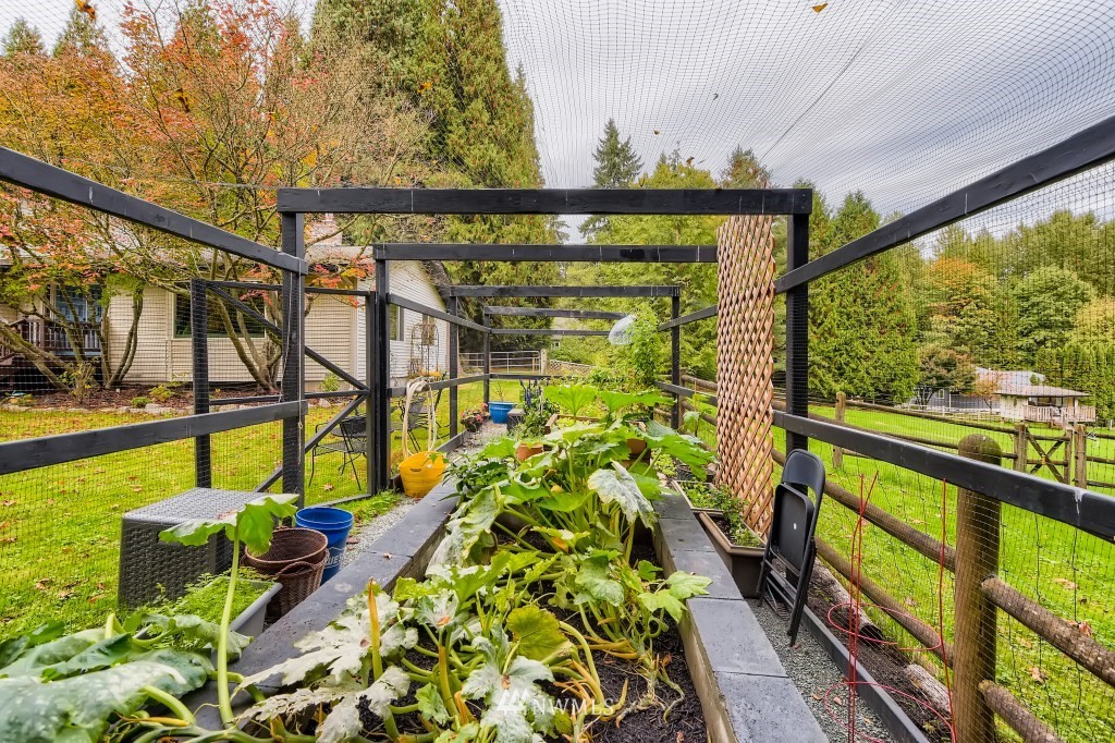22420 61st Avenue Southeast Bothell, WA 98021 - Photo 31 of 39 a view of an outdoor space