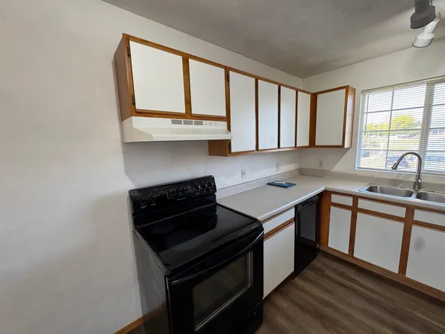 $159,900 | 1935 Lafayette Street, Unit 1, Janesville, WI 53546