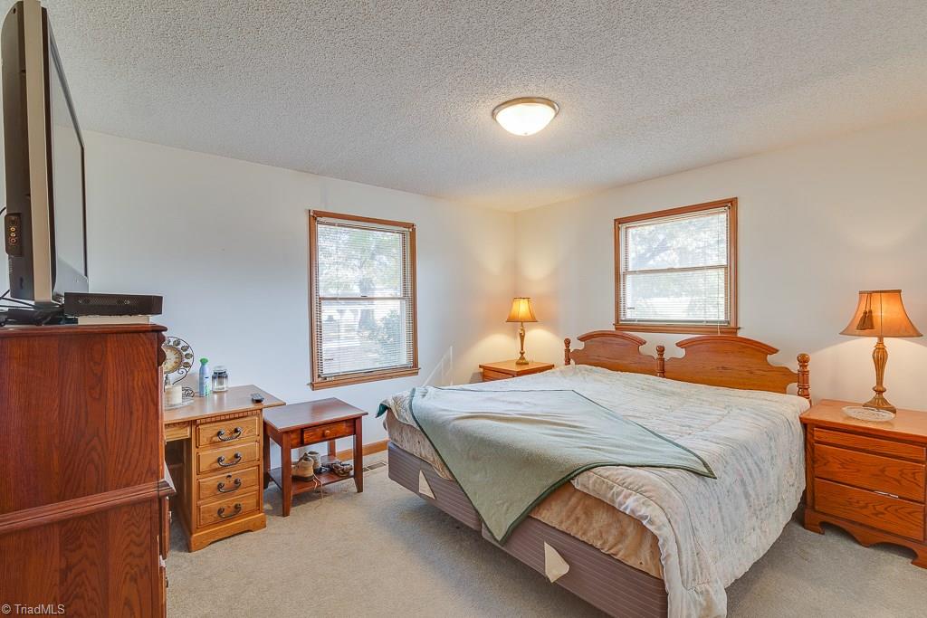 320 Jones Road Winston-Salem, NC 27107 - Photo 13 of 29 Gallery Image 13