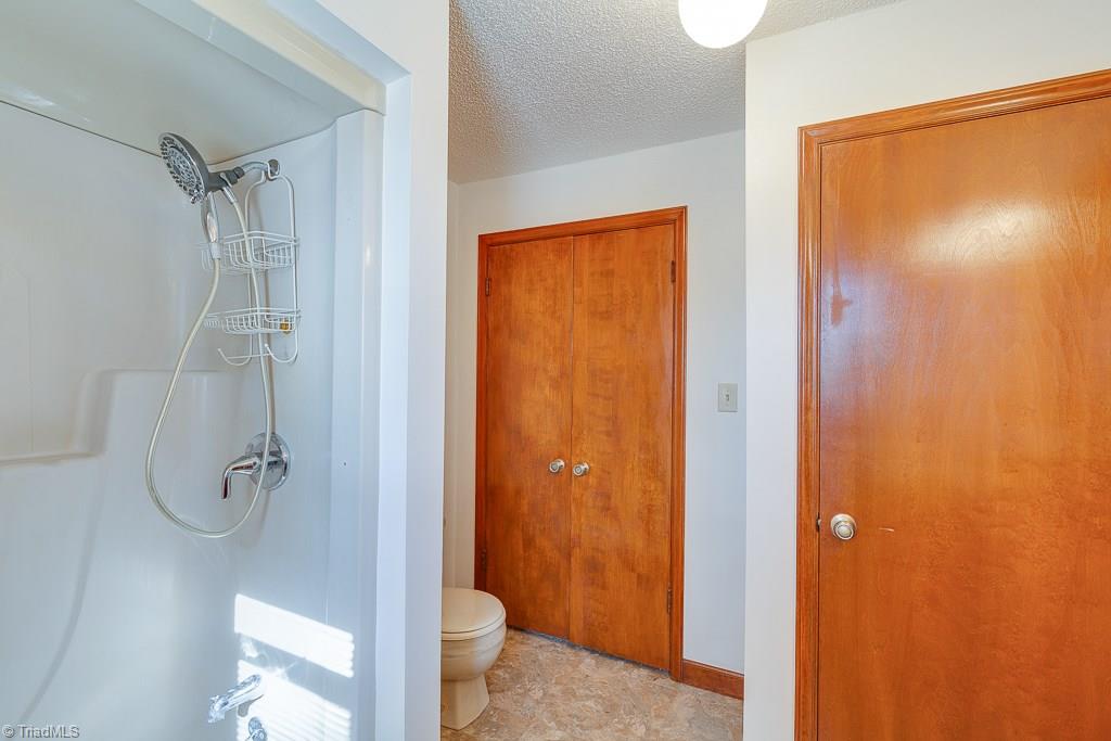 320 Jones Road Winston-Salem, NC 27107 - Photo 17 of 29 Gallery Image 17