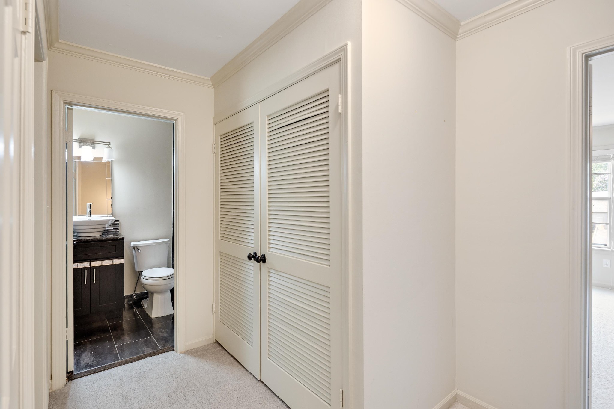 1836 Kimbrough Road Memphis, TN 38138 - Photo 13 of 16 a bathroom with a toilet