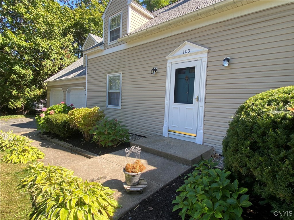 103 Paris Road New Hartford, NY 13413 - Photo 43 of 45