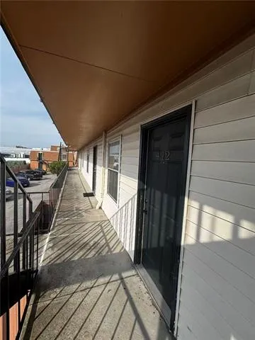 $1,400 | 3110 Edenborn Avenue, Unit 412, Metairie, LA 70002