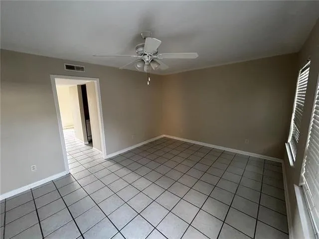 $1,400 | 3110 Edenborn Avenue, Unit 412, Metairie, LA 70002