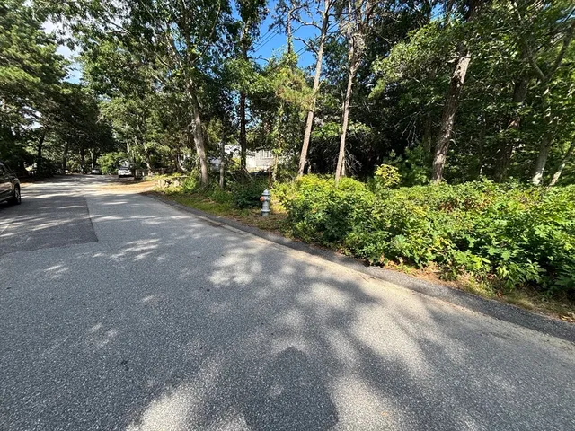 $129,000 | 8 Blackbird Avenue, Wareham, MA 02538