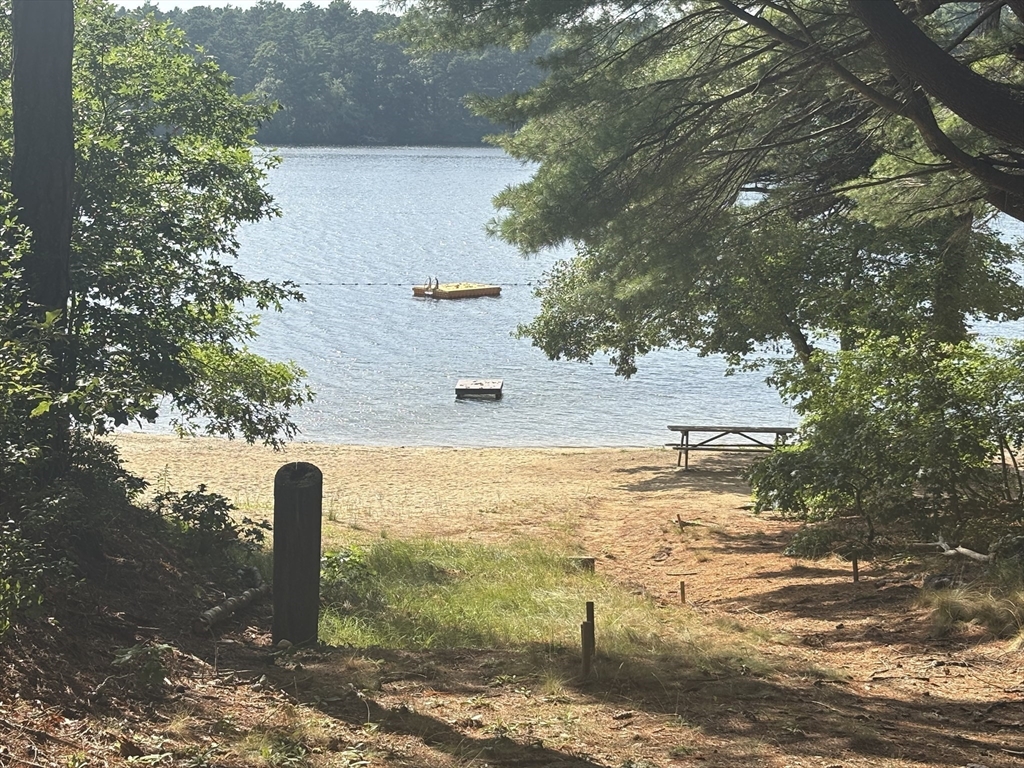 8 Blackbird Avenue Wareham, MA 02538 - Photo 7 of 9