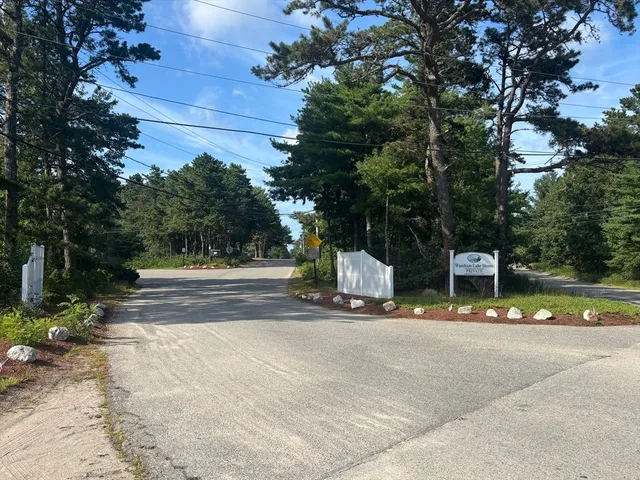 $129,000 | 8 Blackbird Avenue, Wareham, MA 02538