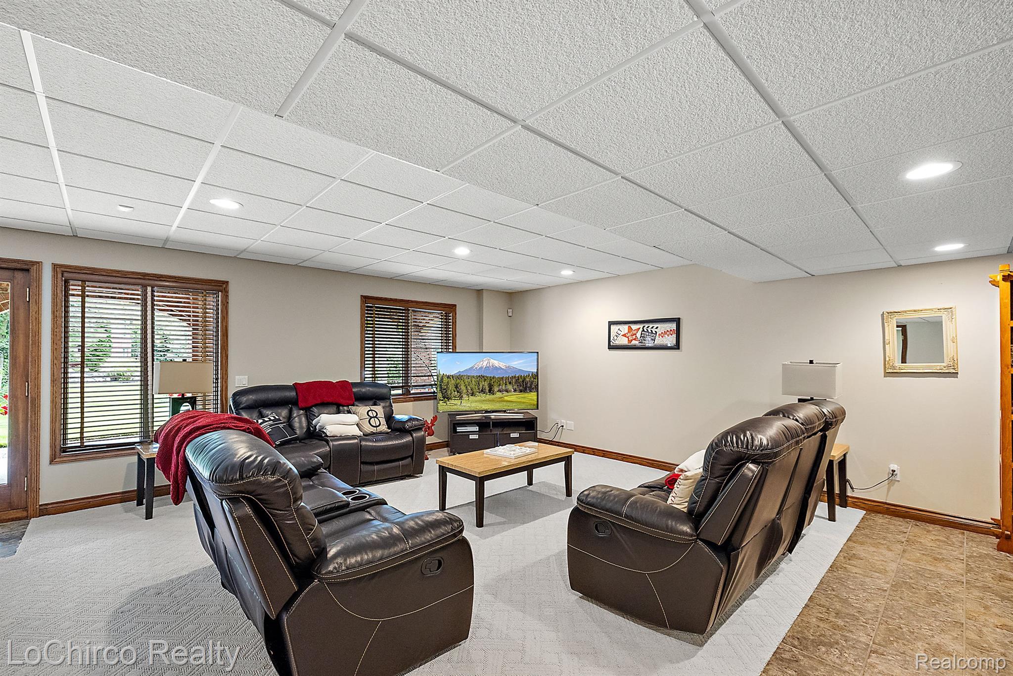 1518 Pondside Court Rochester, MI 48307 - Photo 71 of 82 Gallery Image 71