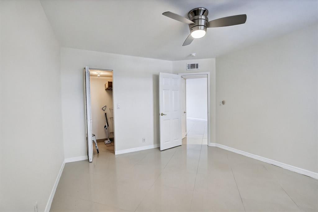 5321 Northeast 24th Terrace, Unit 504A Fort Lauderdale, FL 33308 - Photo 14 of 35