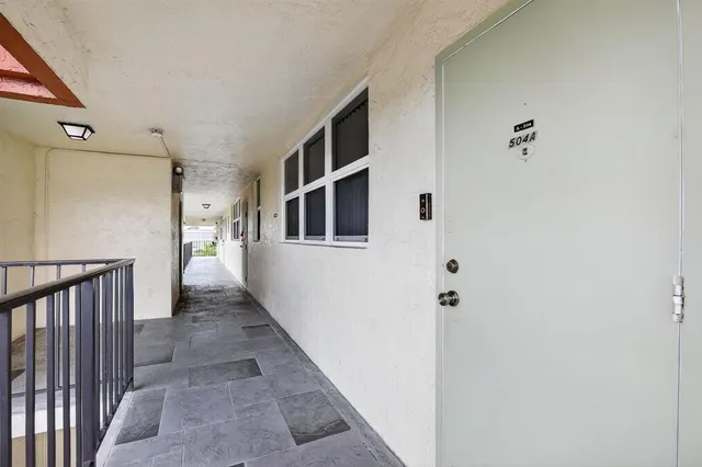 $249,000 | 5321 Northeast 24th Terrace, Unit 504A, Fort Lauderdale, FL 33308