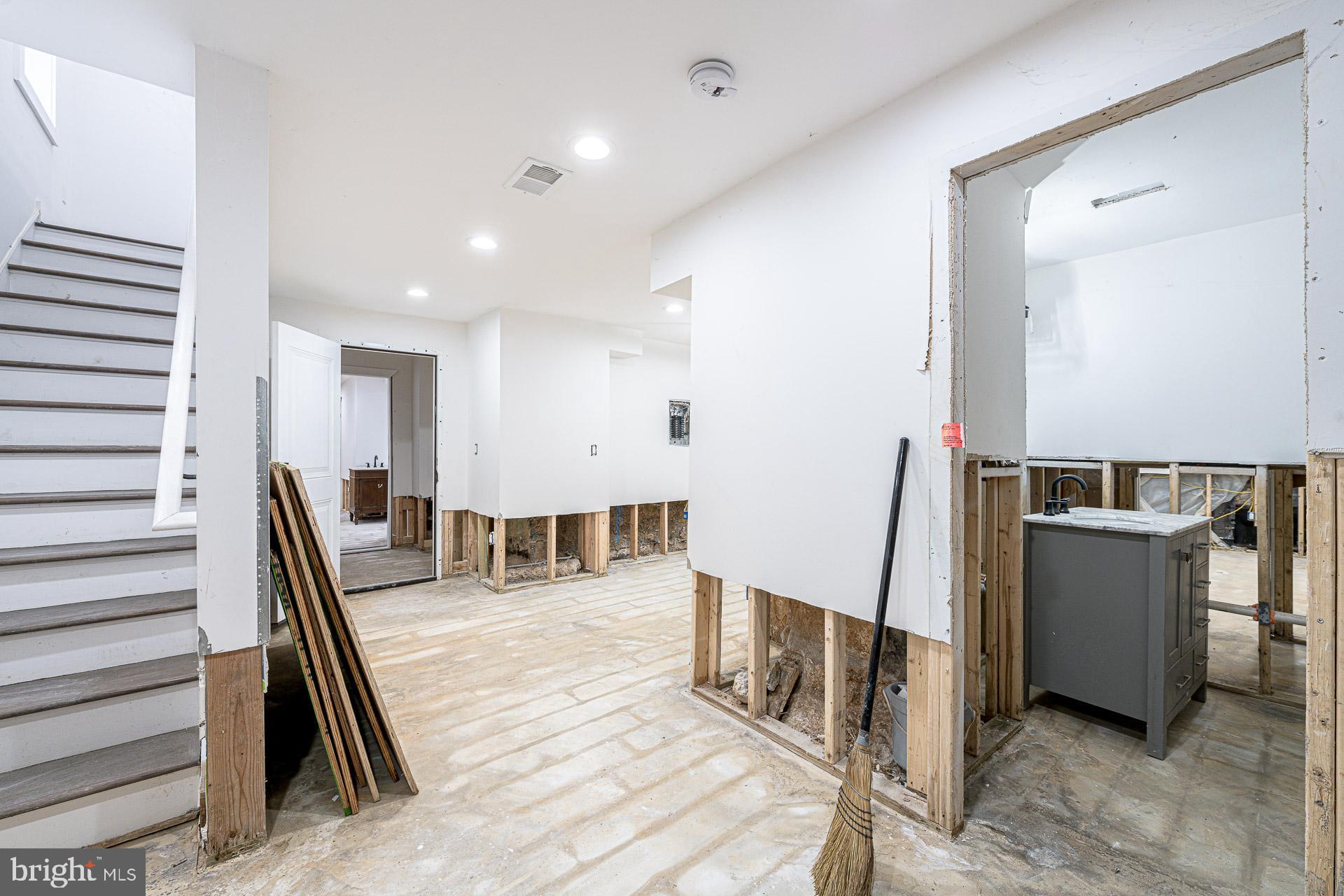 1281 Simms Place Northeast Washington, DC 20002 - Photo 25 of 80