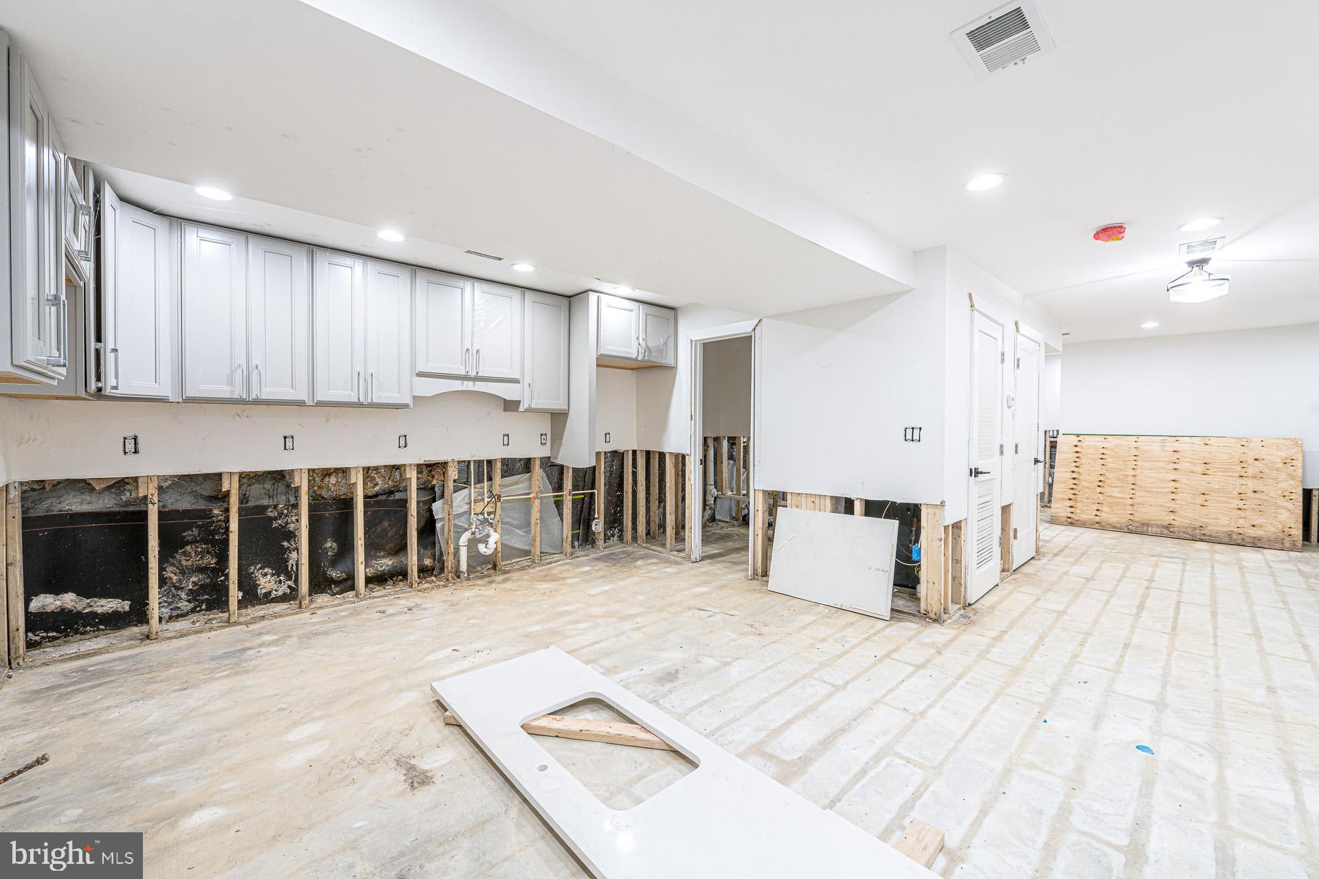 1281 Simms Place Northeast Washington, DC 20002 - Photo 29 of 80