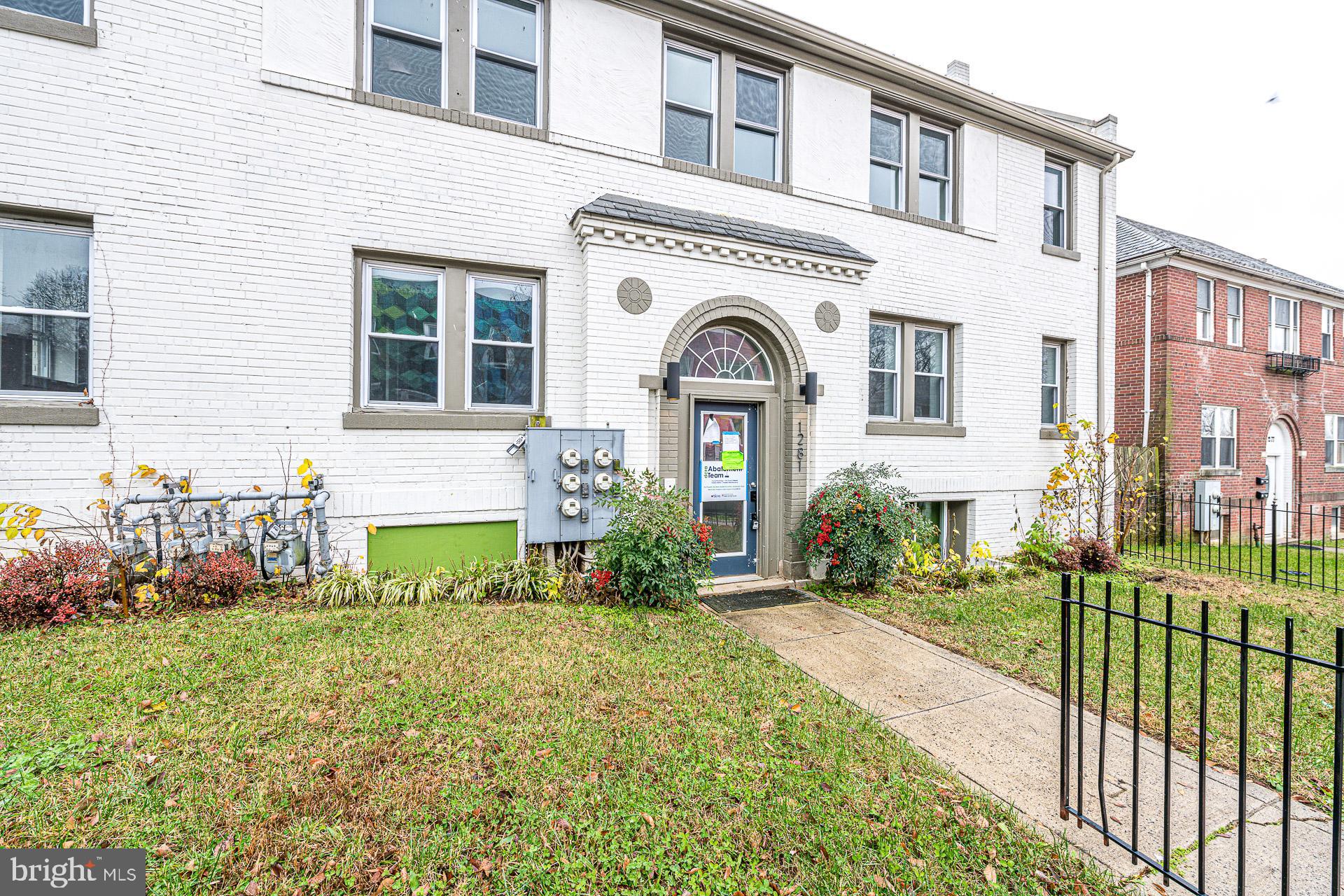 1281 Simms Place Northeast Washington, DC 20002 - Photo 6 of 80